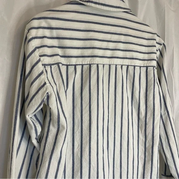 VELVET HEART Women’s Blue White Stripe Button Down Long Sleeve Size Large - Picture 9 of 11
